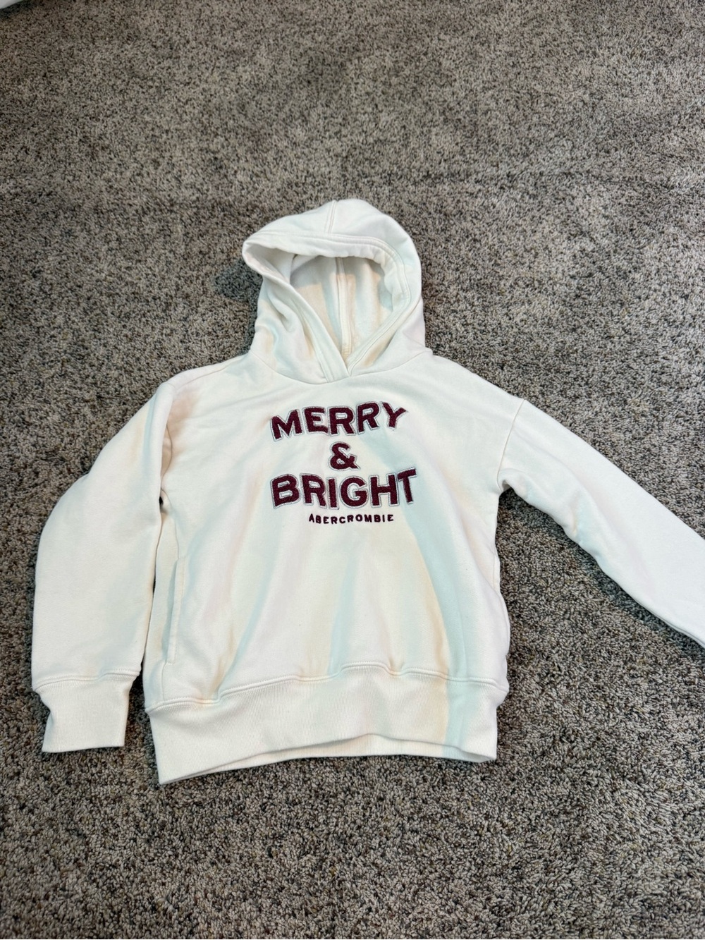 Abercrombie Kids Christmas Merry & Bright Pullover Hoodie Sweatshirt Size 5/6